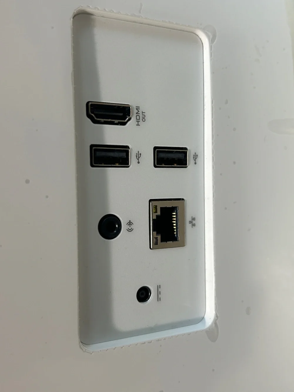 Dell Inspiron 24 3000 Series All-in-One Desktop Computer | 8GB RAM | 1TB HDD